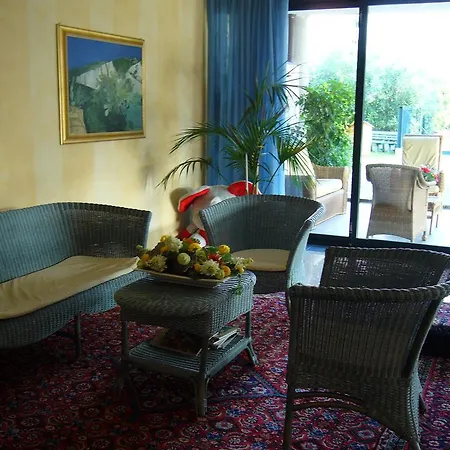 Hotel apartamentowy D'oro Desenzano del Garda