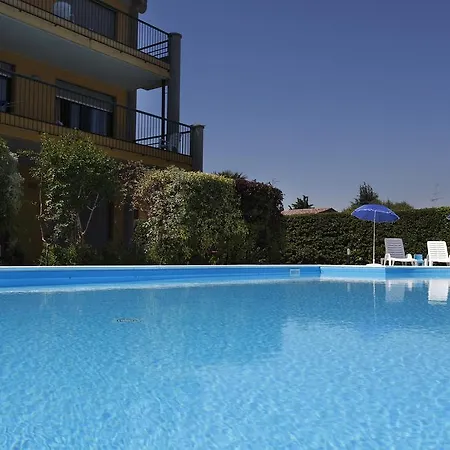 Hotel apartamentowy D'oro Desenzano del Garda