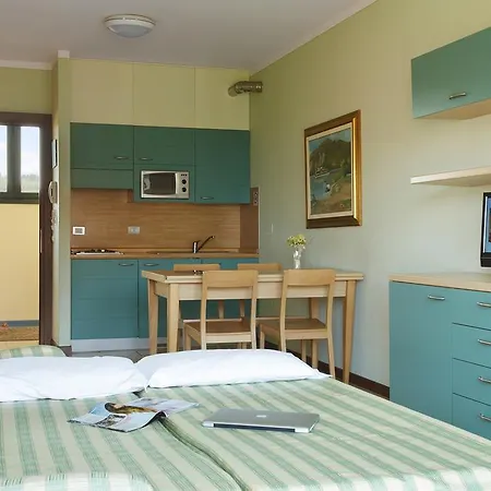 Hotel apartamentowy D'oro Desenzano del Garda